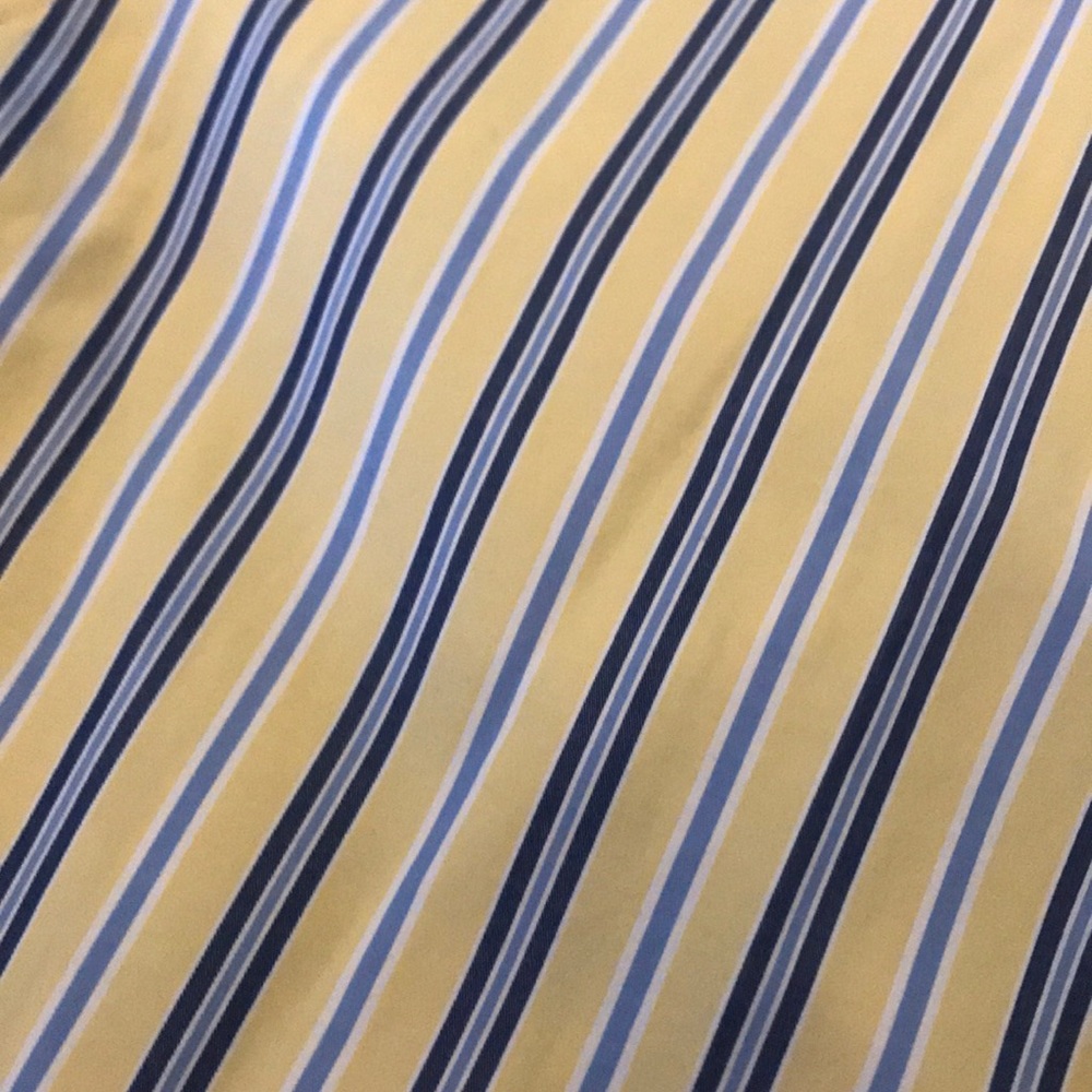 Men’s Ralph Lauren Button Up - Picture 2 of 3